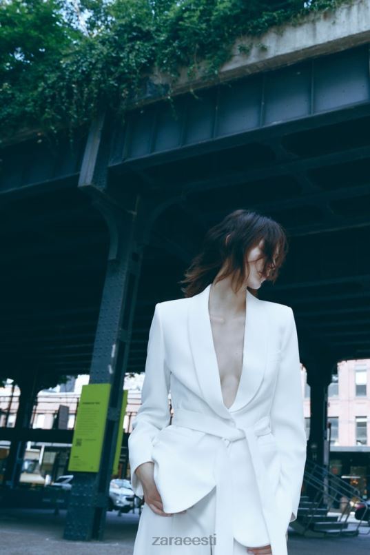 Zara vööga smokingu jope naised ekru Riietus 42F0H174