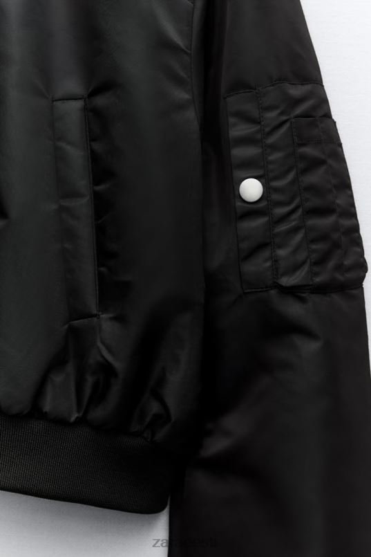 Zara crop nailonist bomber jope naised must Riietus 42F0H15